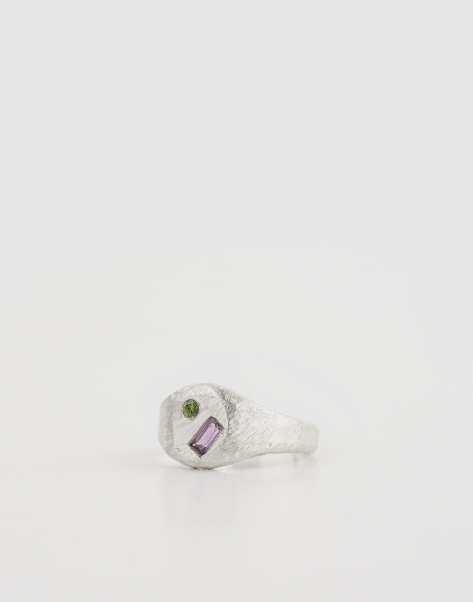 Signet Ring (olive purple crystal)